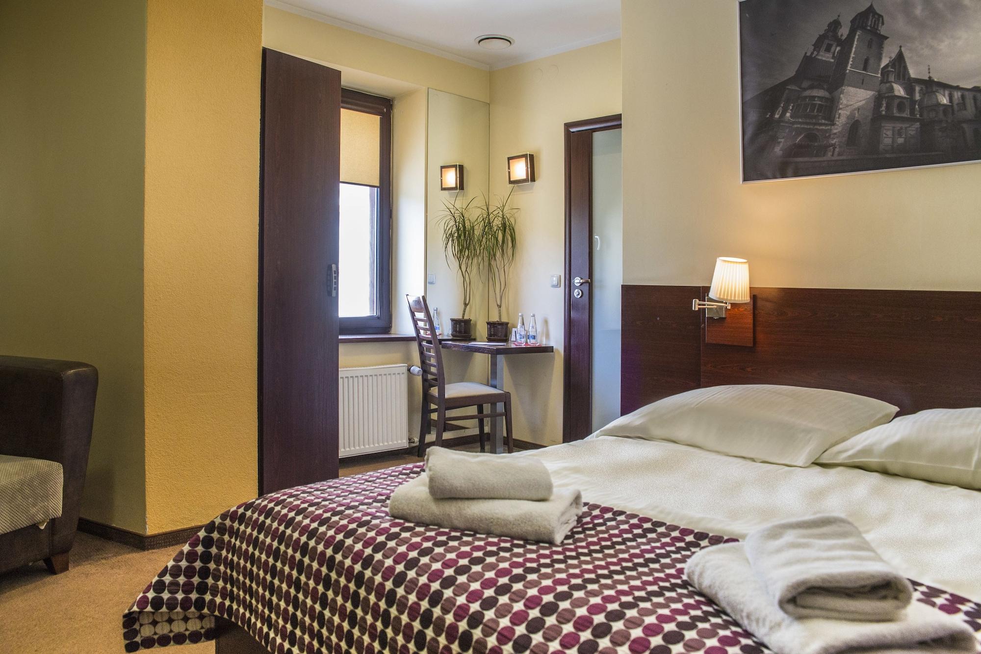קרקוב Atlantic Aparthotel מראה חיצוני תמונה