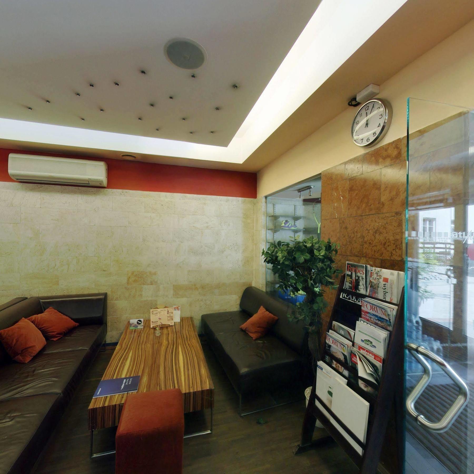 קרקוב Atlantic Aparthotel מראה חיצוני תמונה
